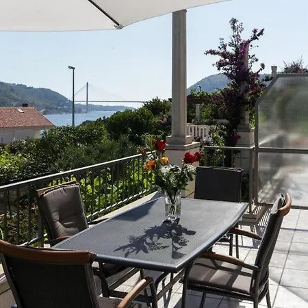 Celenca アパート